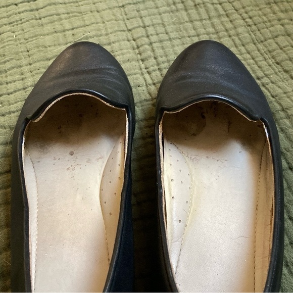 Nisolo Smoking Shoe | Comfortable, trendy yet classic loafers - Picture 4 of 4